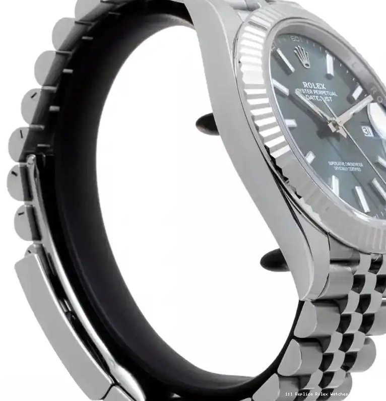 Prestigious Jewellers Rolex Datejust Stainless Steel 126334 0607